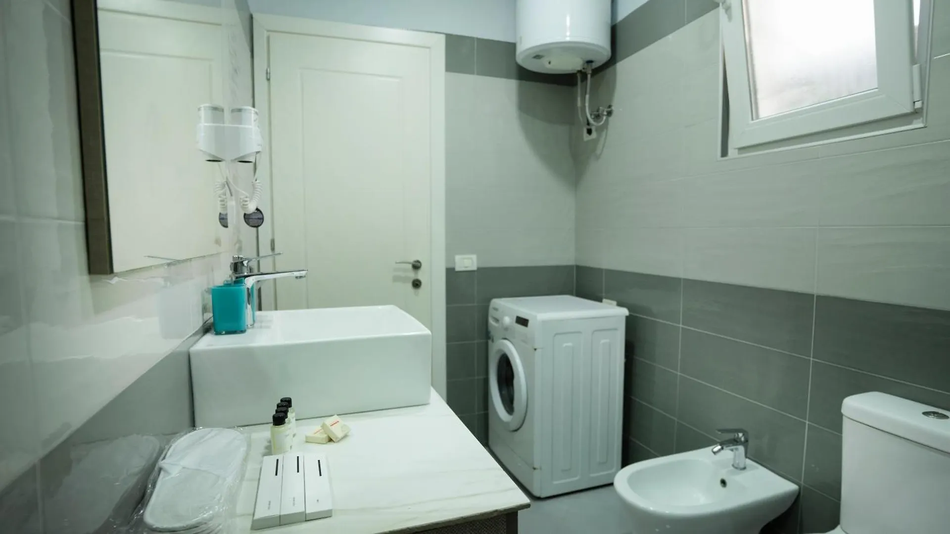 Gent'S Inn Durrës Appartement